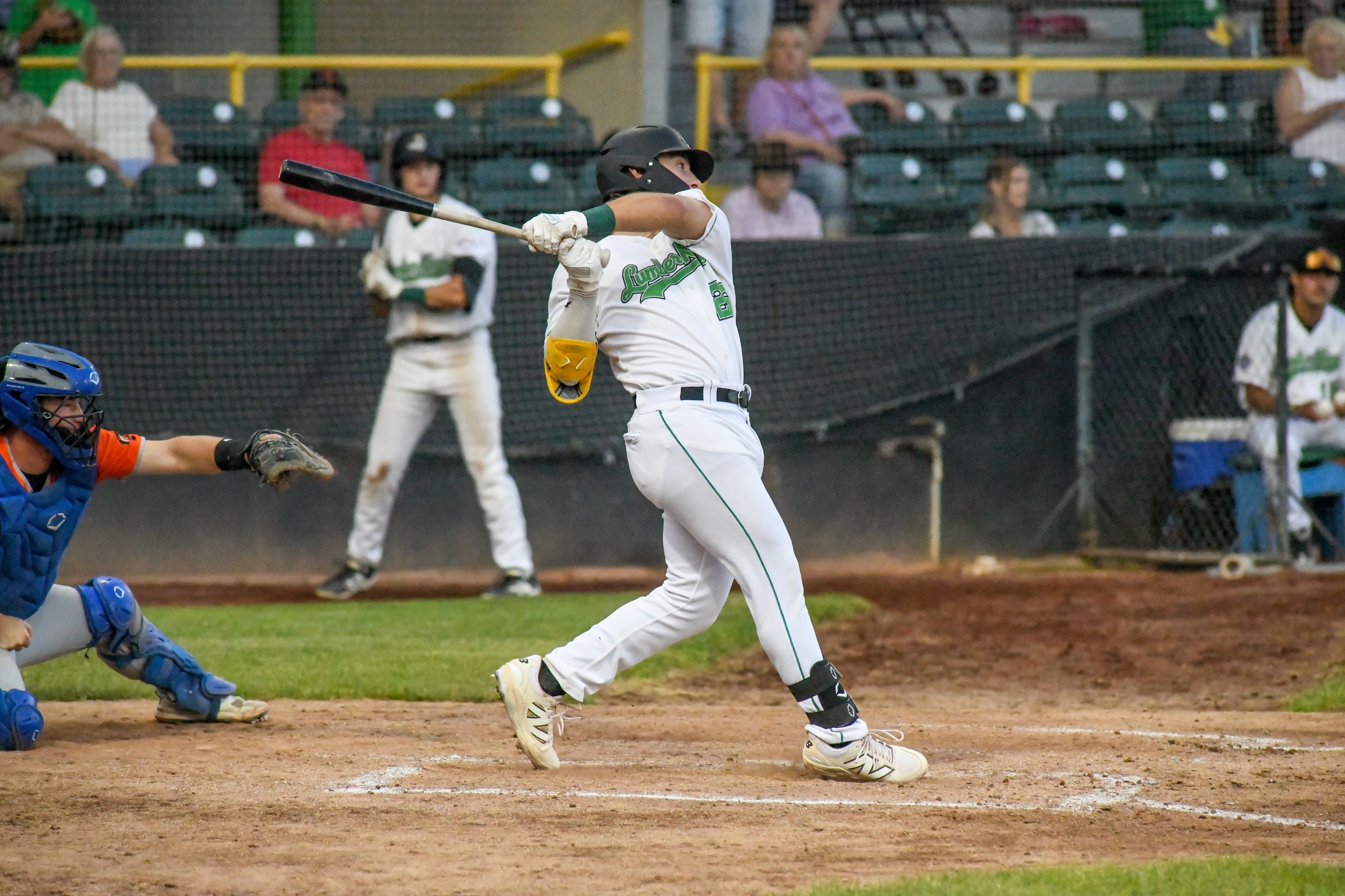 LumberKings Fire On All Cylinders in Win Over Pistol Shrimp