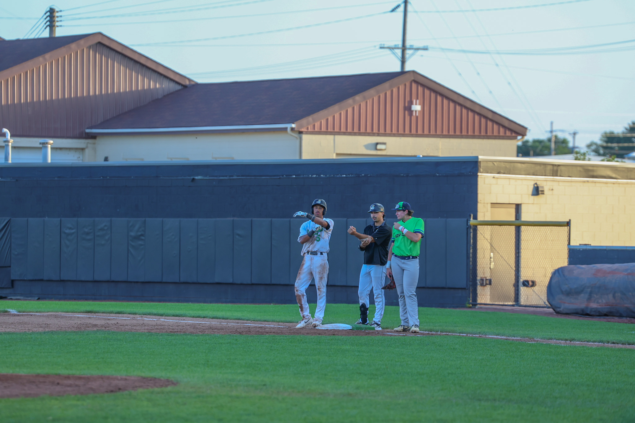 LumberKings Plate Six in Fourth Inning to Beat Decatur